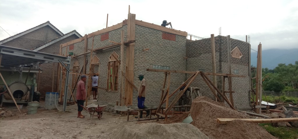 Mushola Al-Amin dan Proses&nbsp;Alam.